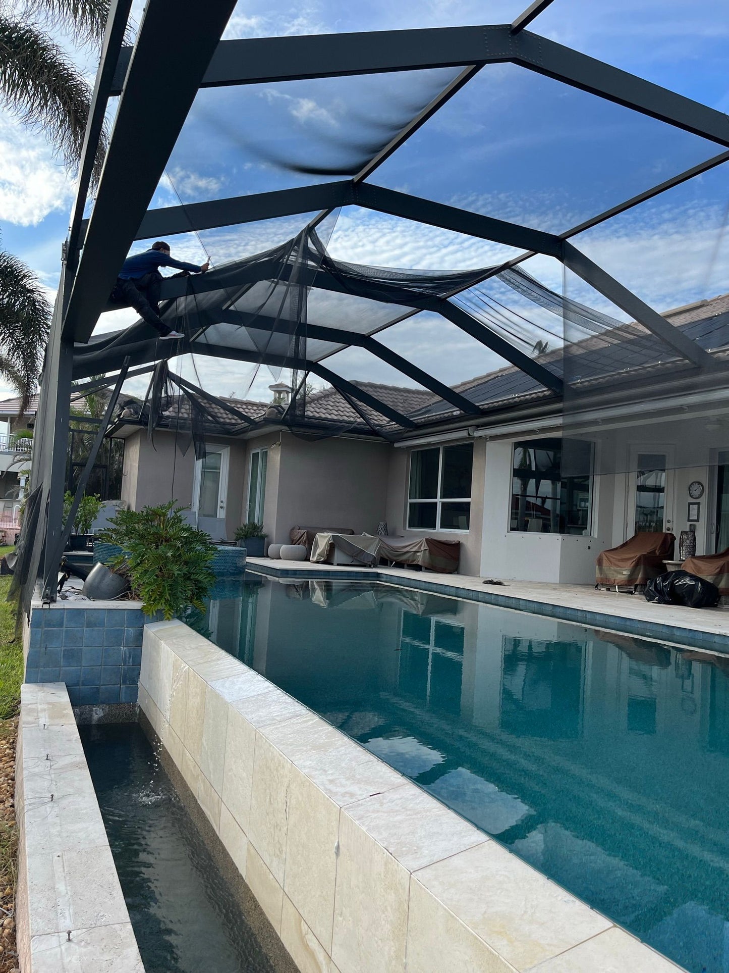 Pool & Patio Enclosure Repair and Rescreen